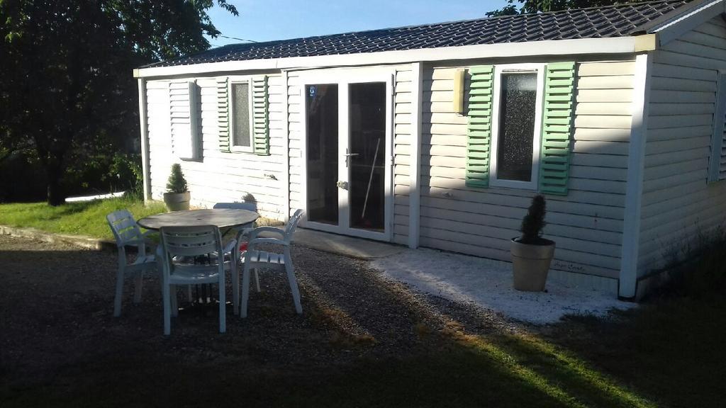 Au Repos De La Blaise Guest House Exterior photo