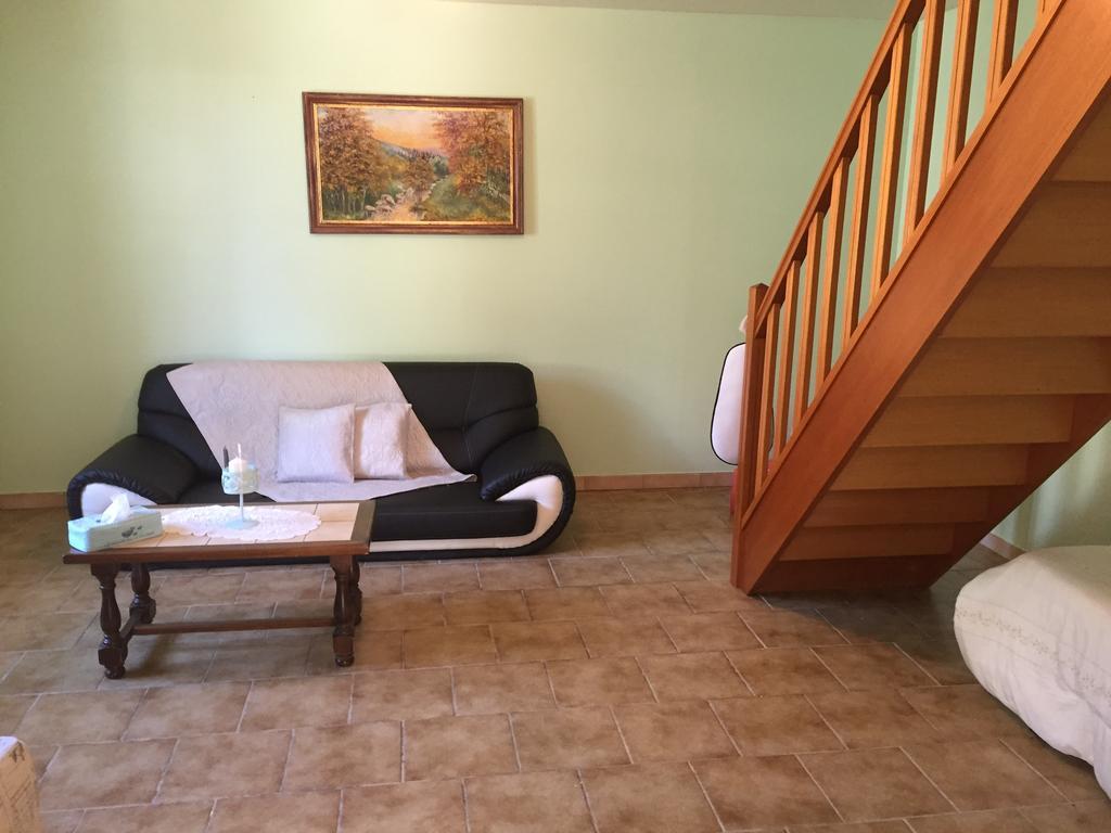 Au Repos De La Blaise Guest House Exterior photo